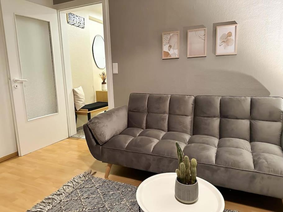 Gemuetliche 2-Zimmer Wohnung Im Zentrum 노이뮌스터 외부 사진